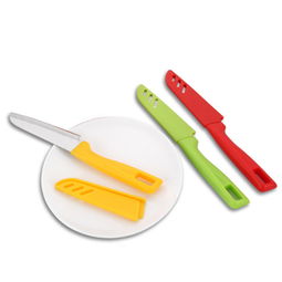 炫彩多色水果刀 厨房中的灵动色彩与实用伴侣